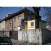 Prodej 1/2 RD - dvou bytů (4+1+hala+3+1+garáž+2x stání), Praha 10